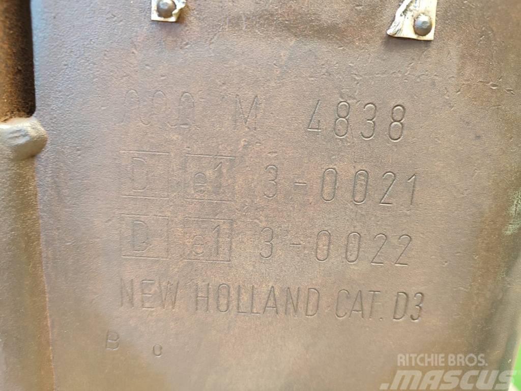 New Holland Hitch console M 4838 New Holland M 135 Chassis
