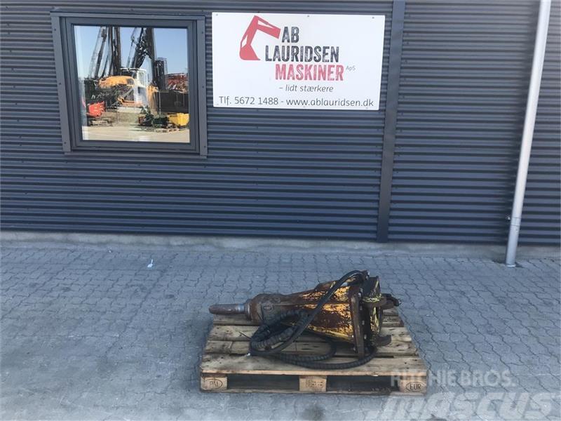  - - -  Atlas Copco sbc 410 oliehammer 3-6tons mask Other components