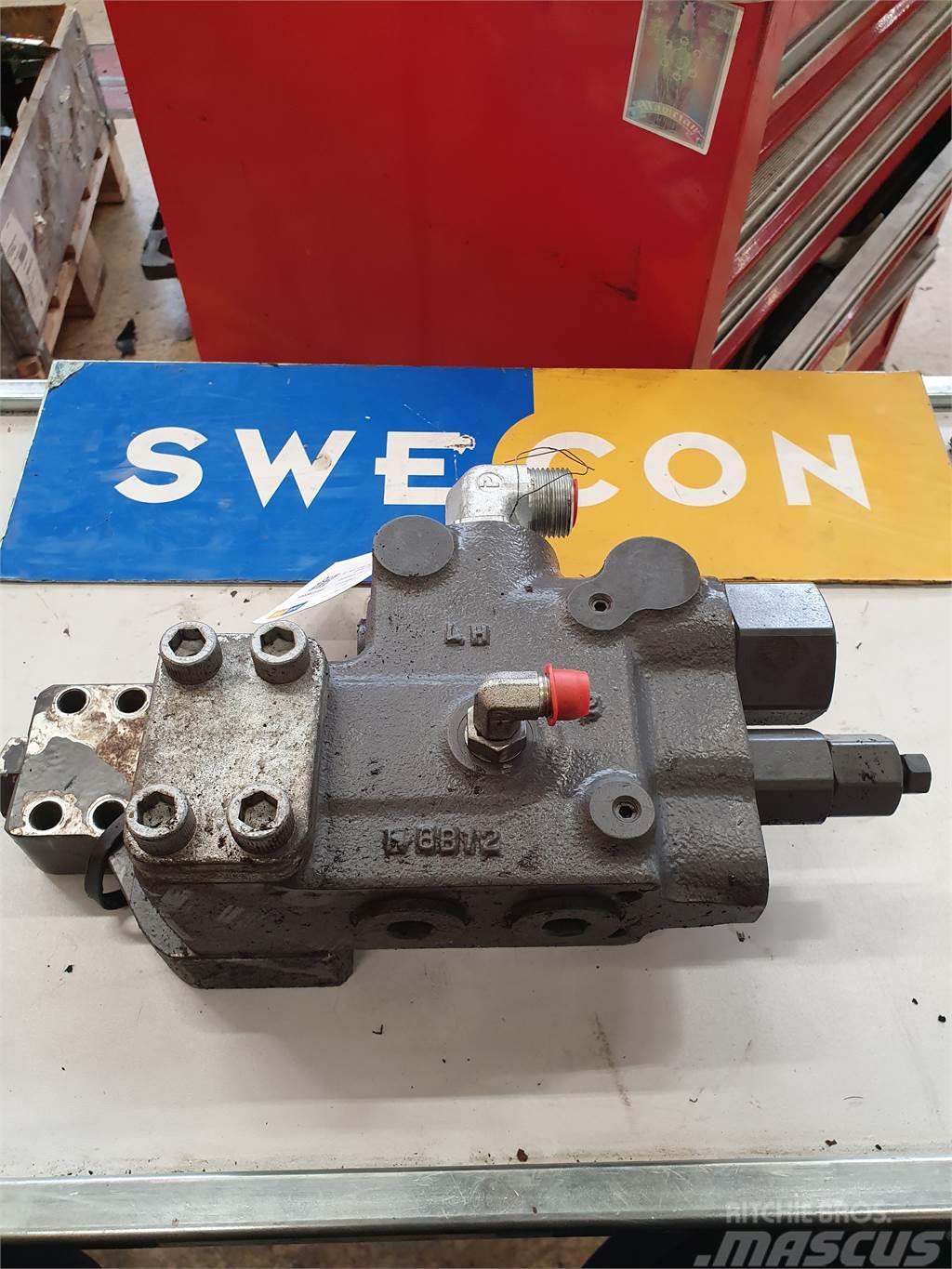 Volvo EC160CL CONTROL VALVE Other components