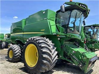 John Deere S680