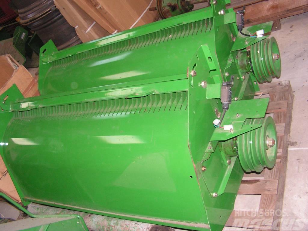John Deere 1450 CWS Chassis and suspension