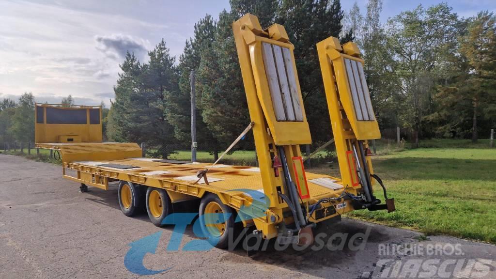 Istrail NN32 Low loader-semi-trailers
