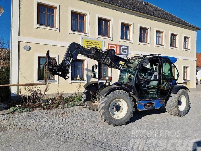 New Holland LM5080 Telescopic handlers