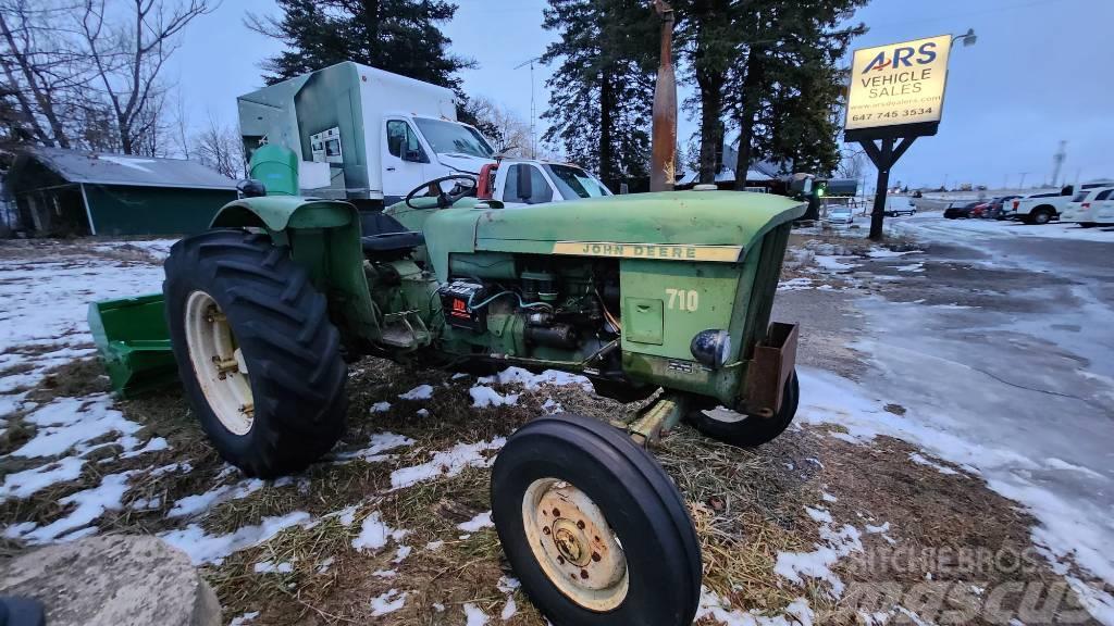 John Deere 710 Tractors