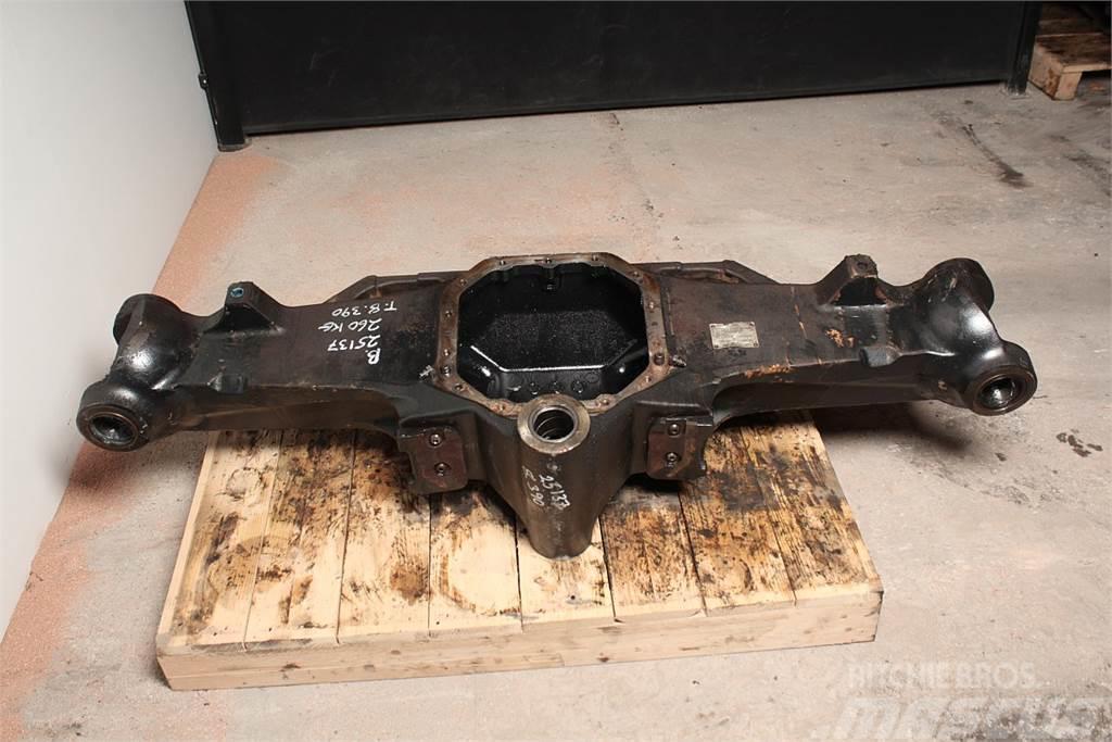 New Holland T8.390 Front axle house Transmission
