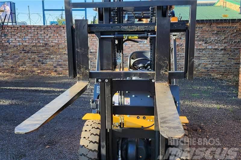  Other New 3 ton 3m forklifts Forklift trucks - others