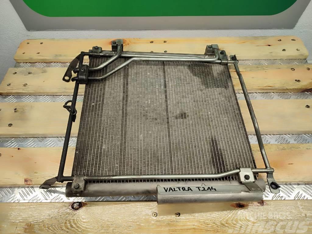 Valtra T214 Air conditioning radiator condenser 84485540B Radiators