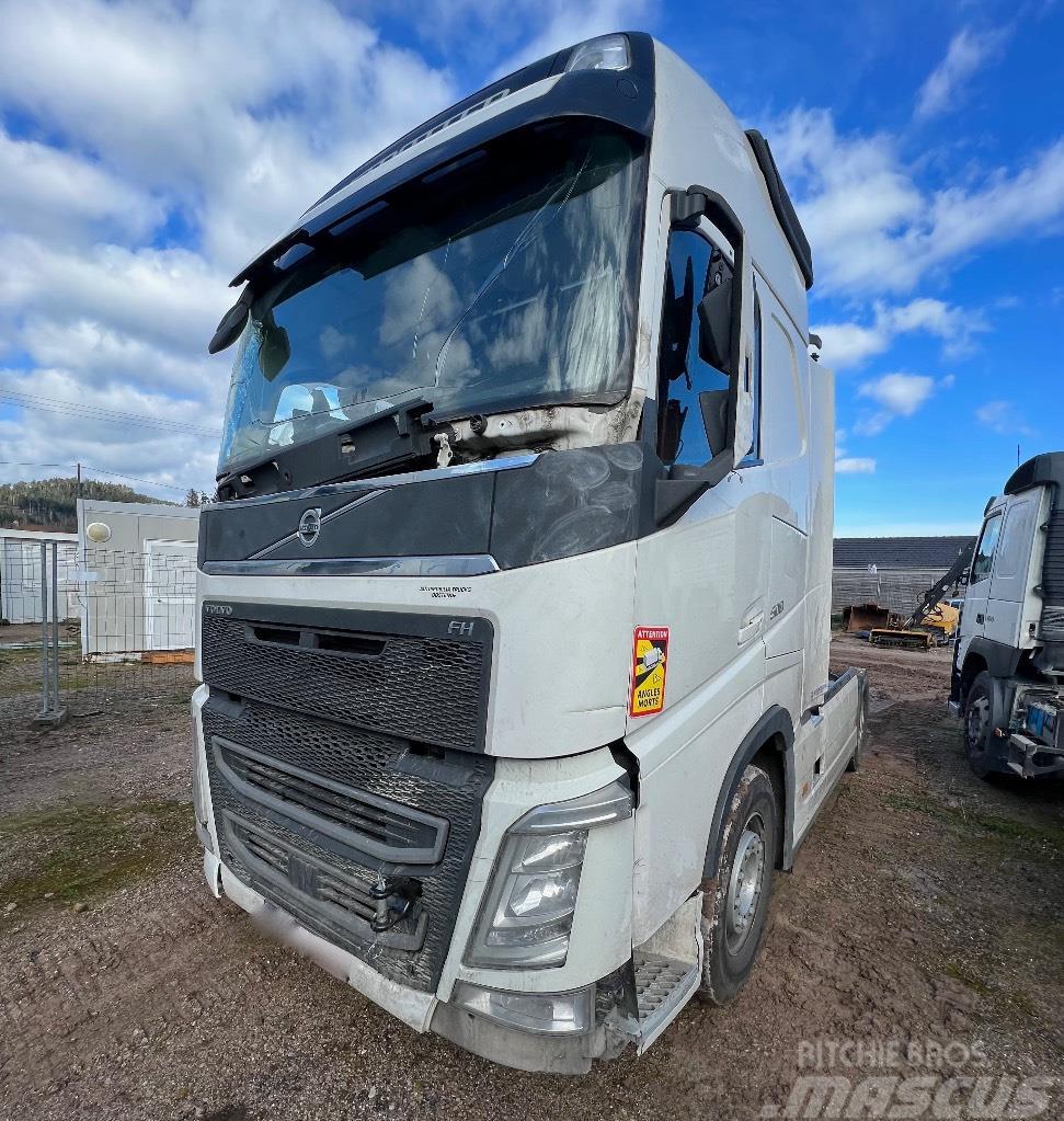 Volvo FH 500 *ACCIDENTE*DAMAGED*UNFALL* Tractor Units