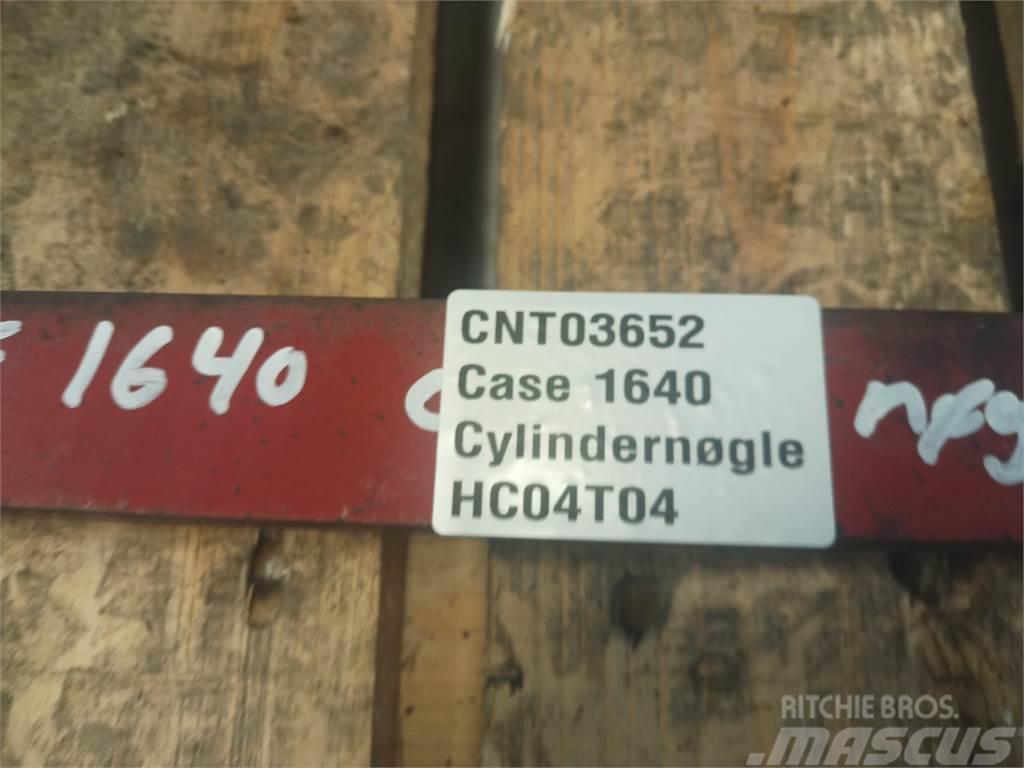 Case IH 1640 Combine harvester accessories