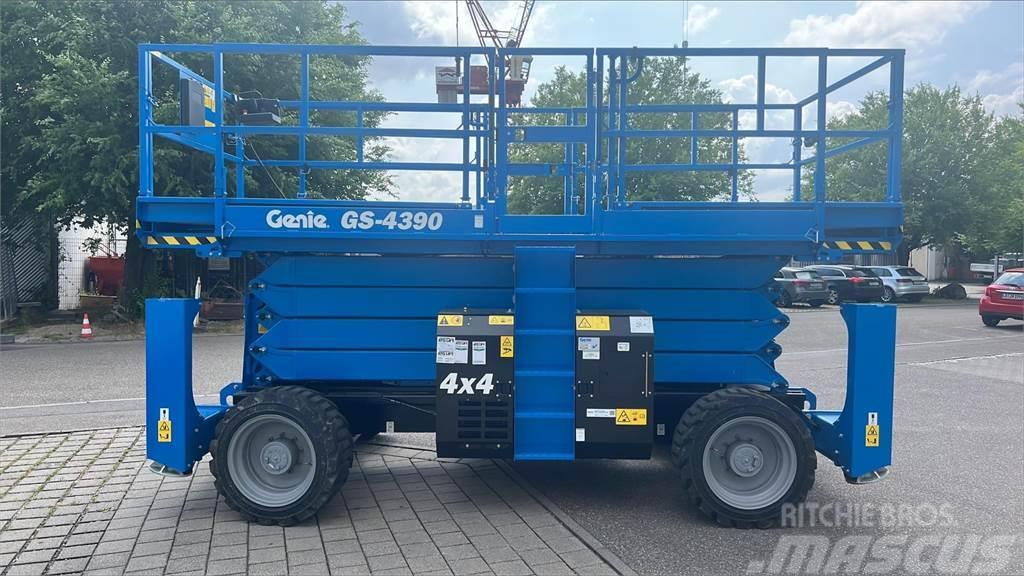 Genie GS-4390RT Scissor lifts