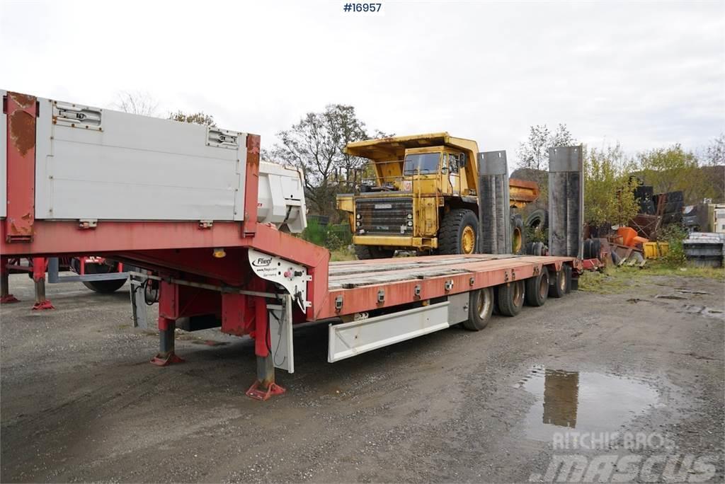 Damm 4 axle machine trailer with ramps and manual widen Other trailers