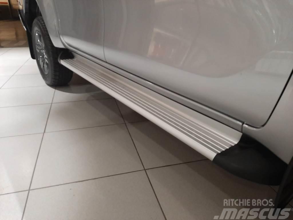 Toyota Hilux Cabina Doble VX Panel vans