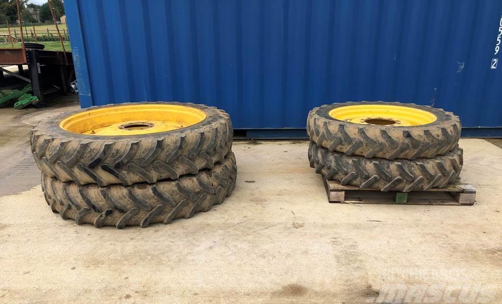  Brocks 270 & 340 Tyres, wheels and rims