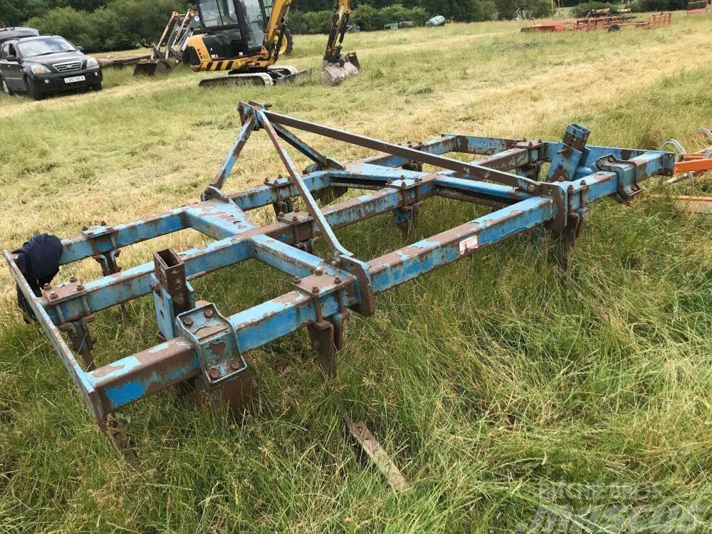Ransomes 3 metre front mounted tractor cultivator Cultivators