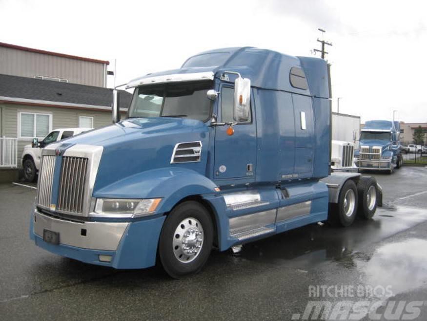 Western Star 5700 XE Tractor Units