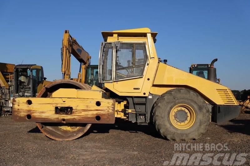 Bomag BW 225 D-3 Twin drum rollers