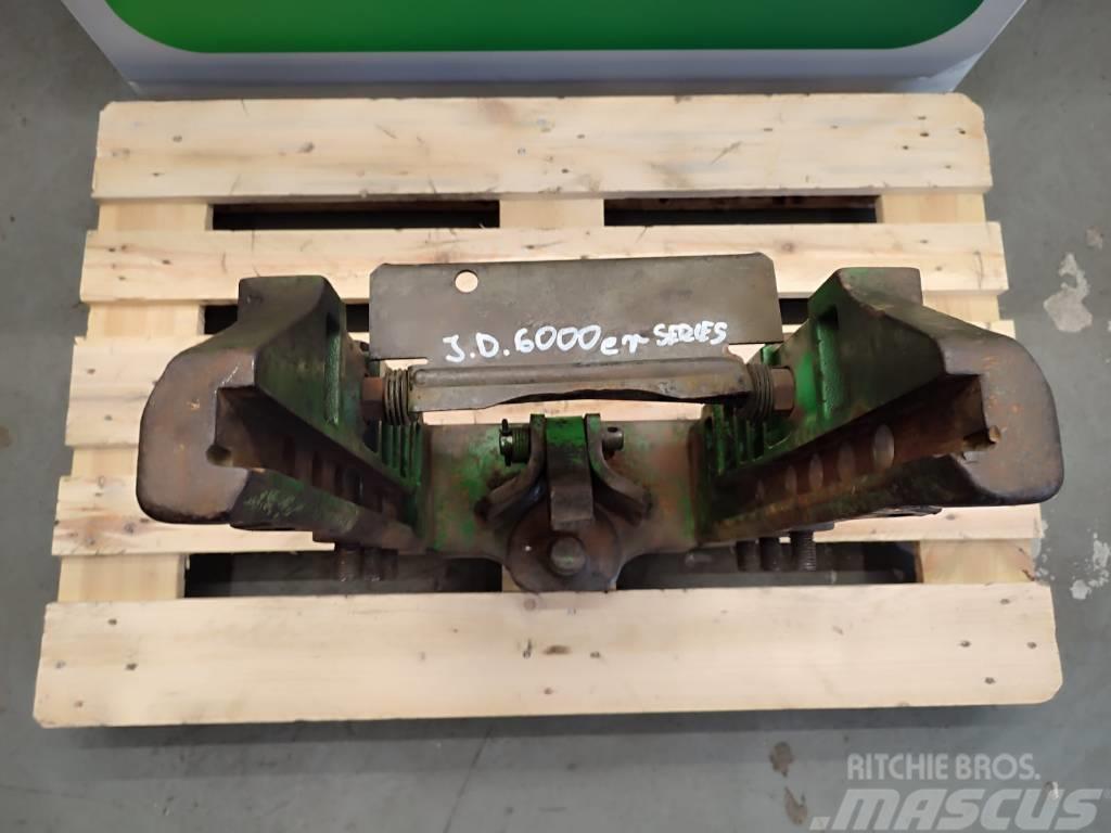 John Deere Piton Fix 70397 John Deere 6155 R hitch console Chassis and suspension