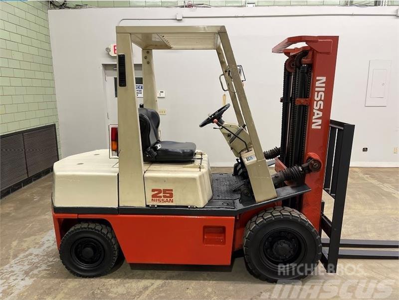 Nissan PH02A25 Forklift trucks - others
