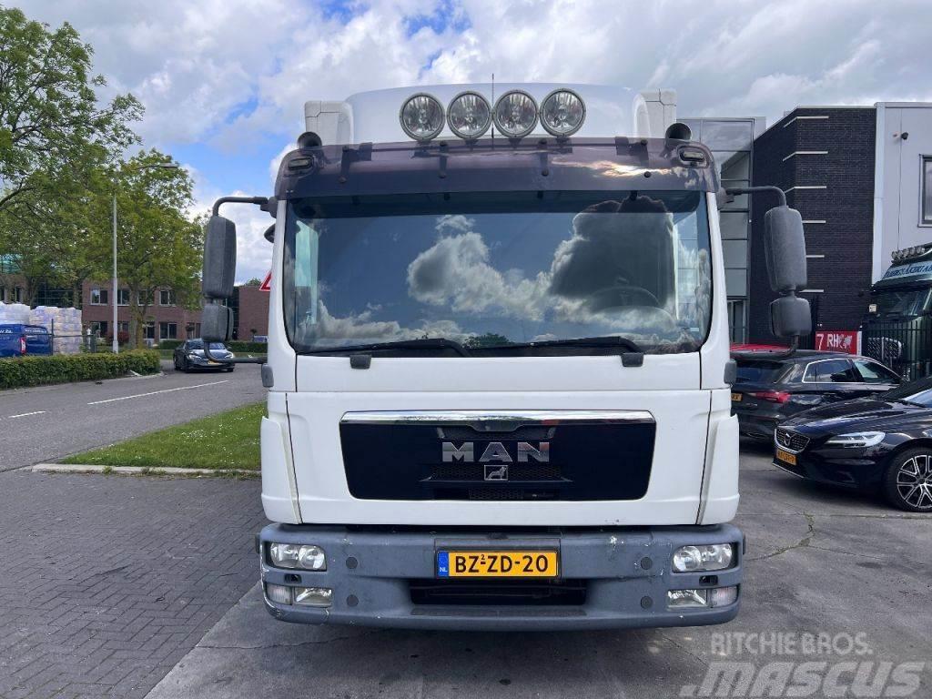 MAN TGL 12.220 4X2 EURO 5 - 12 TONS + DHOLLANDIA Box body trucks