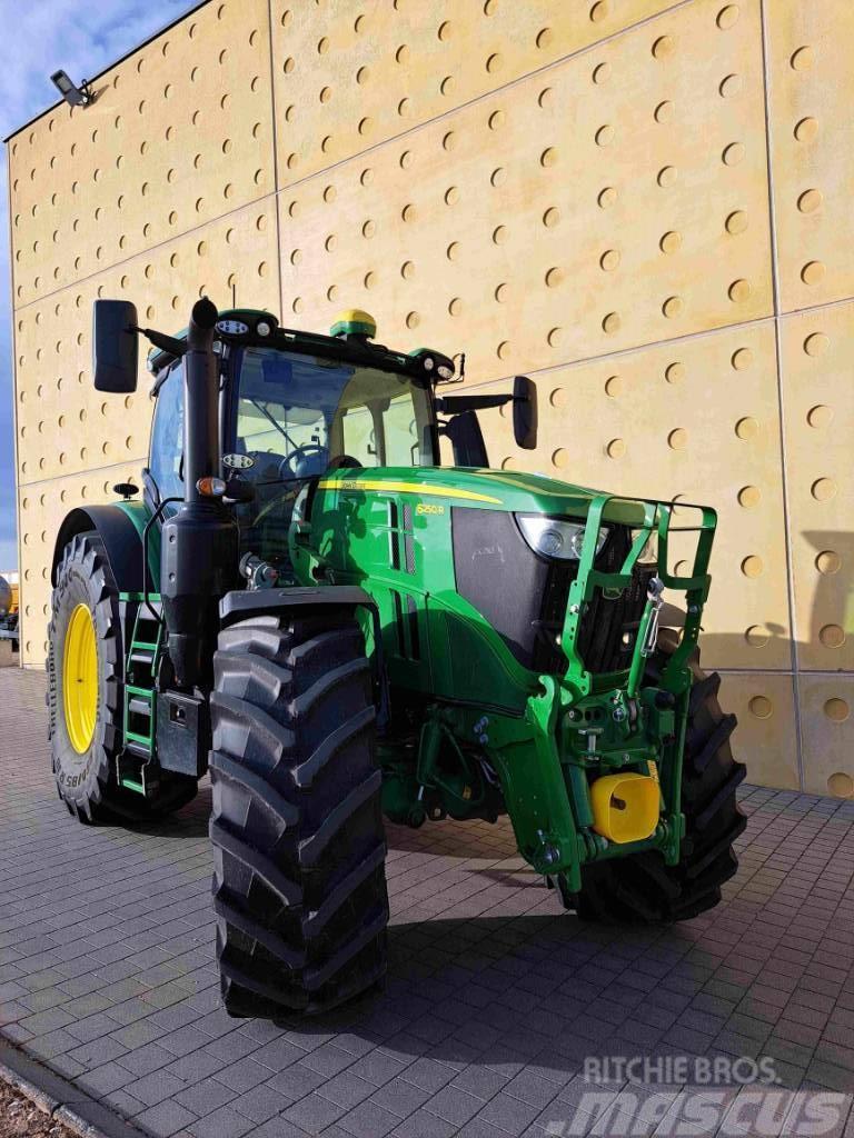 John Deere 6250 R Tractors