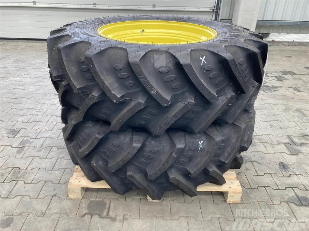 BKT 420/85R30 Tyres, wheels and rims