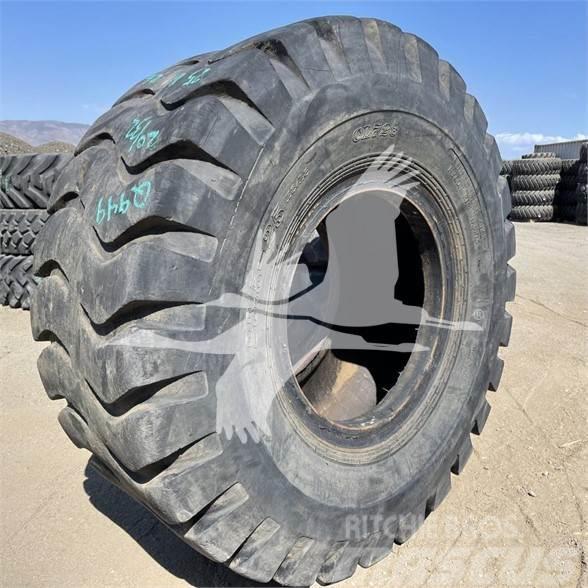  CHAO YANG 23.5X25 Tyres, wheels and rims