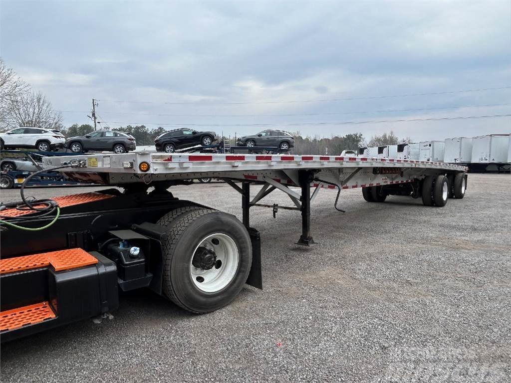 Reitnouer Maxmiser Flatbed/Dropside trailers