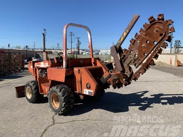 Ditch Witch 5110DD Trenchers