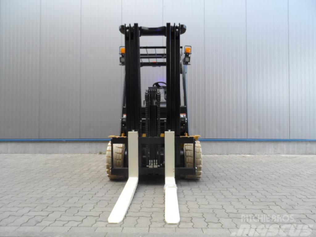 Yale ERP35UX Electric forklift trucks
