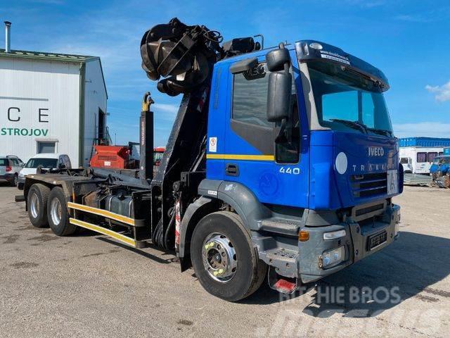 Iveco TRAKKER 440 6x4 for containers with crane,vin872 Crane trucks