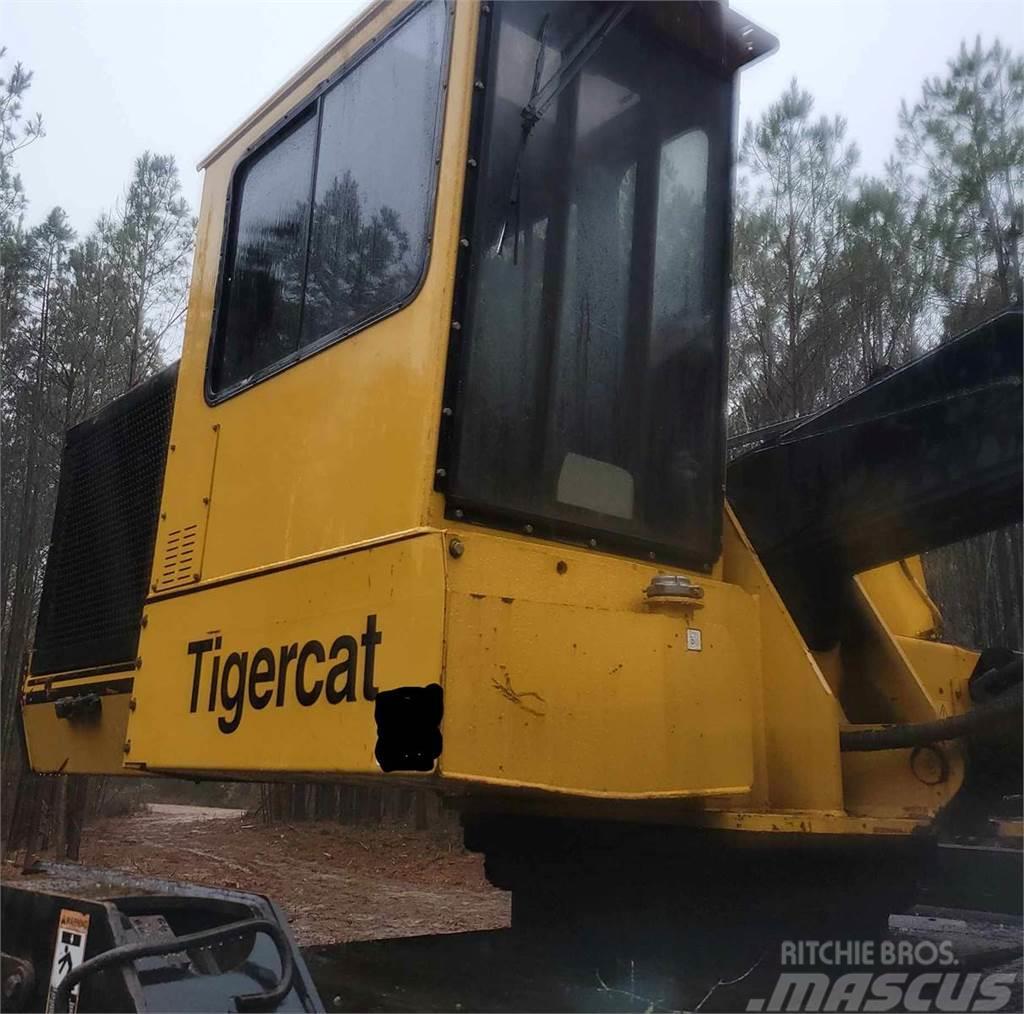 Tigercat 234 Knuckleboom loaders