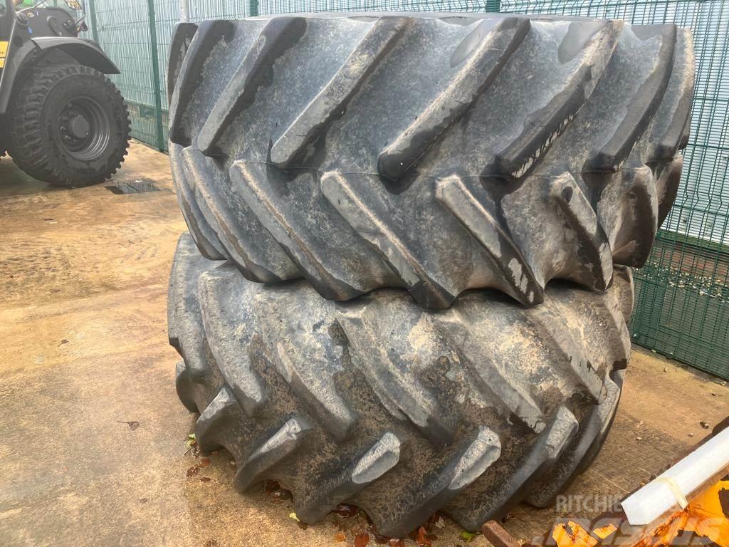 Goodyear 800/65R32 Tyres, wheels and rims