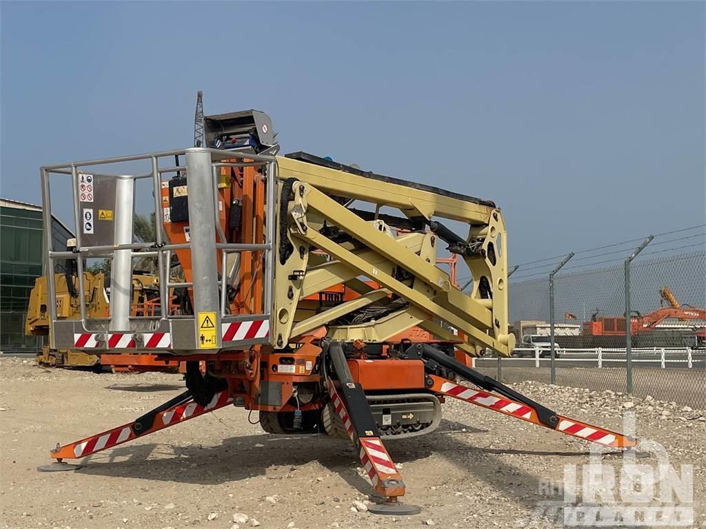 JLG X17J Articulated boom lifts