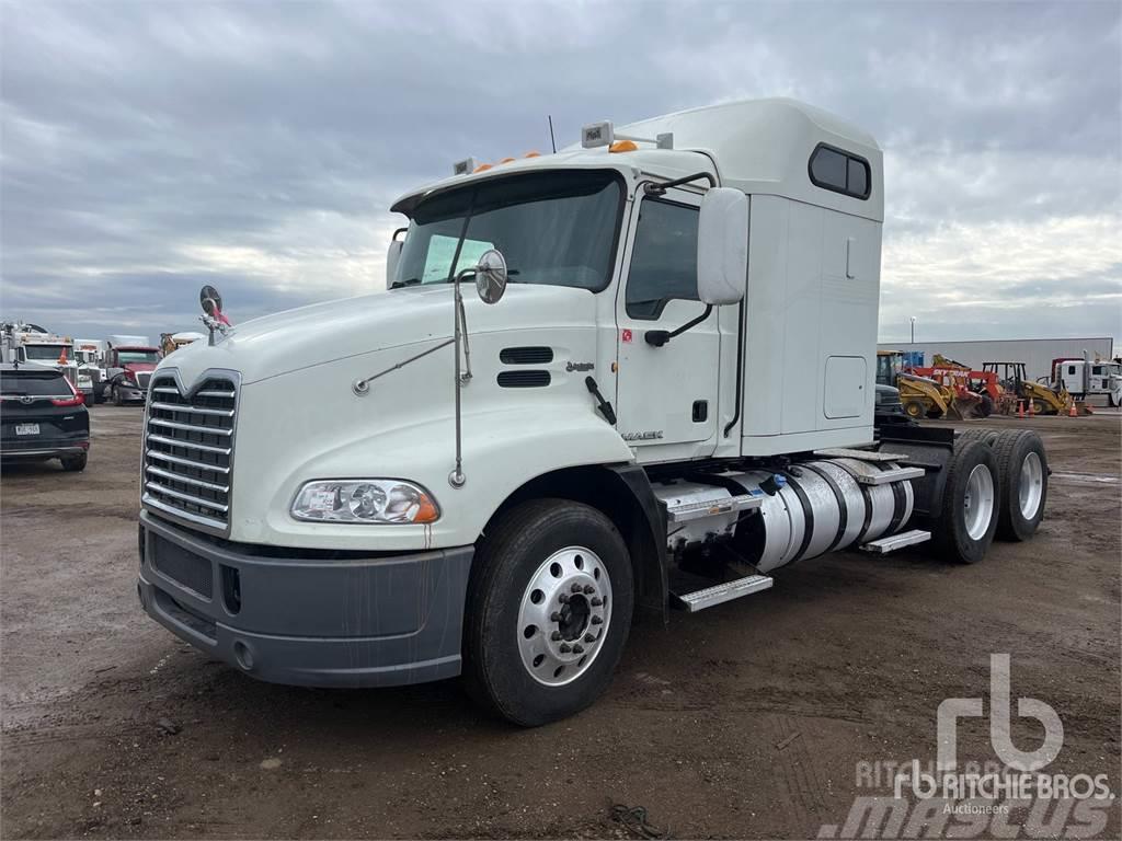 Mack CXU613 Tractor Units