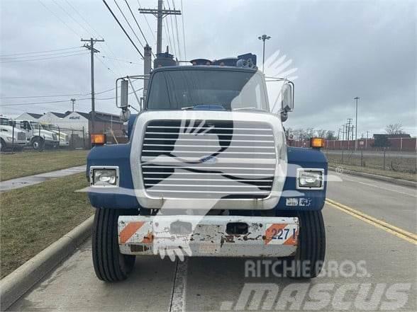 Ford L9000 Other