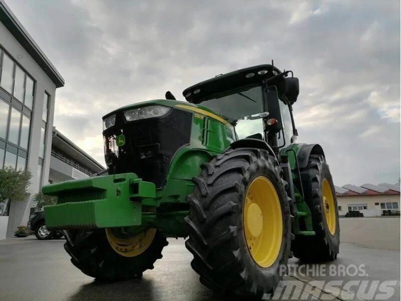 John Deere 7230 R Tractors