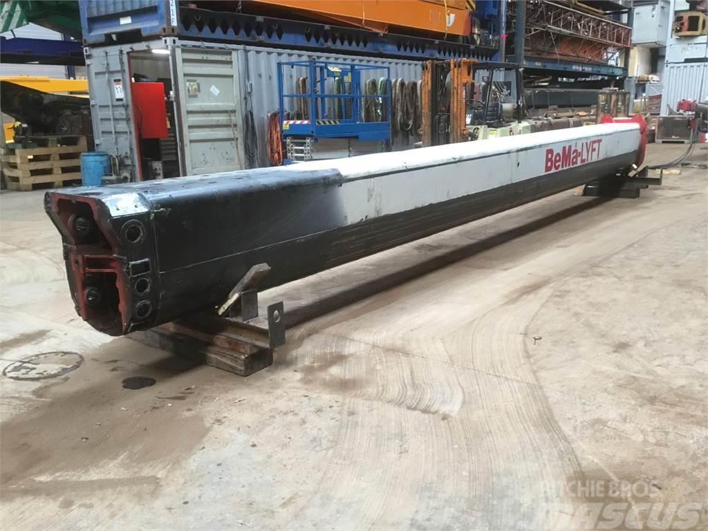 Faun ATF 50 G-3 telescopic section 1 Crane parts and equipment