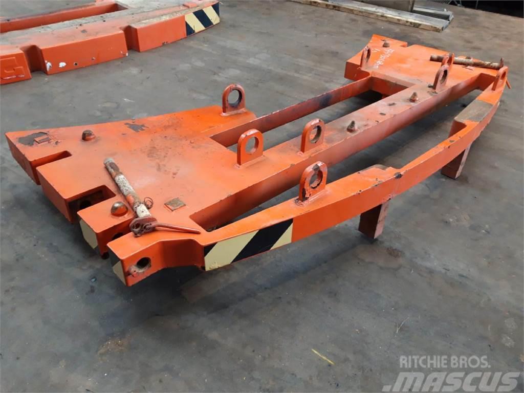 Terex Demag Demag AC 205 counterweight 1,7 ton Crane parts and equipment