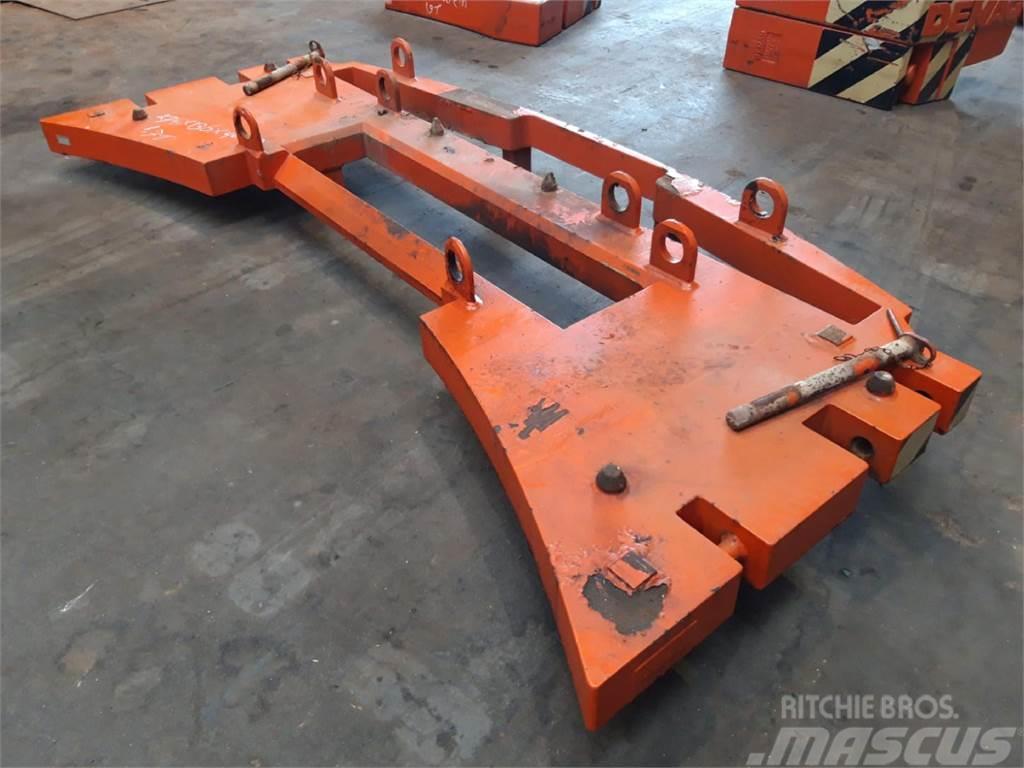Terex Demag Demag AC 205 counterweight 1,7 ton Crane parts and equipment