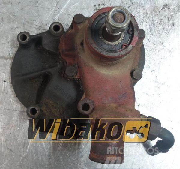 Volvo Water pump Volvo D12C 31711710 Other components