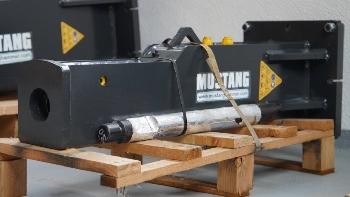 Mustang HM252