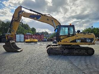 CAT 323