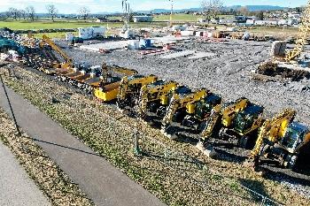 CAT 323 Rail