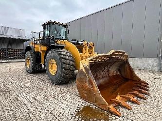 CAT 980M
