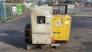 CAT SR 4
