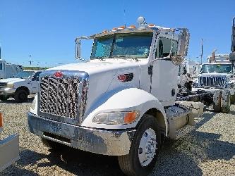 Peterbilt 335