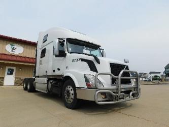 Volvo VNL
