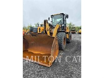 CAT 930M