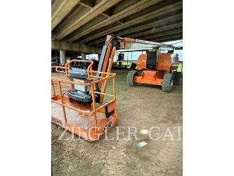 JLG 800AJ