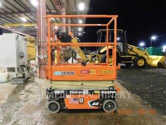 JLG ES1330L